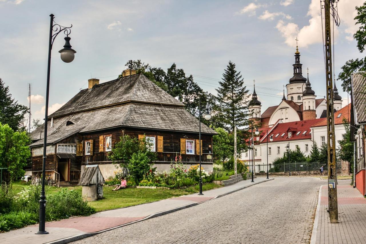 Aparthotel Hubertus Бялисток Екстериор снимка