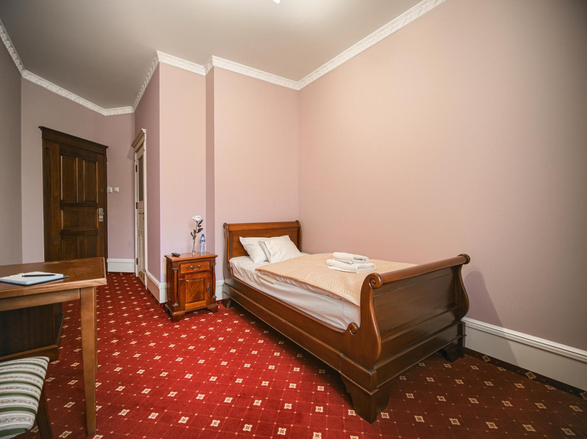 Aparthotel Hubertus Бялисток Стая снимка